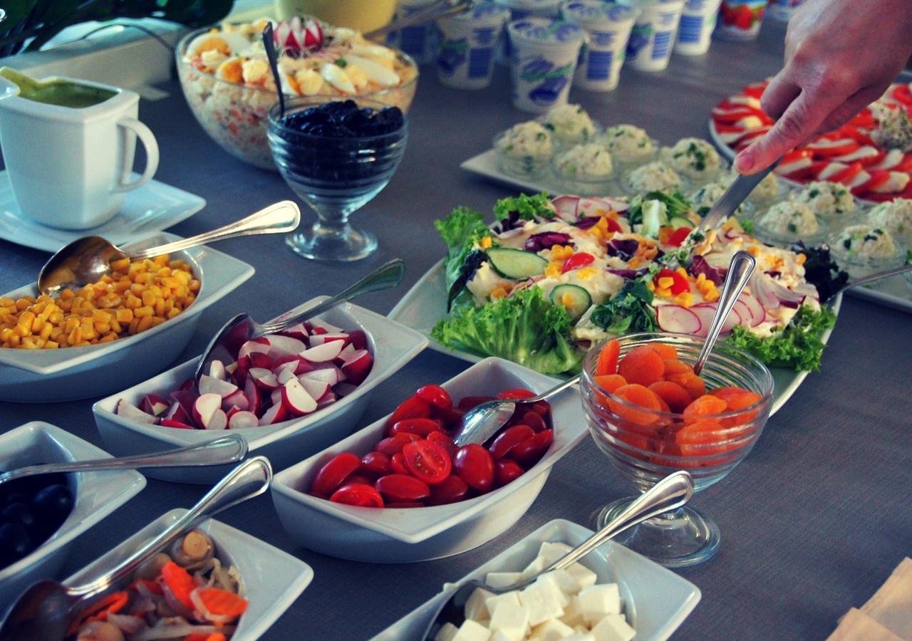 Hotel Amazonka Conference And Spa Цехоцинек Екстериор снимка